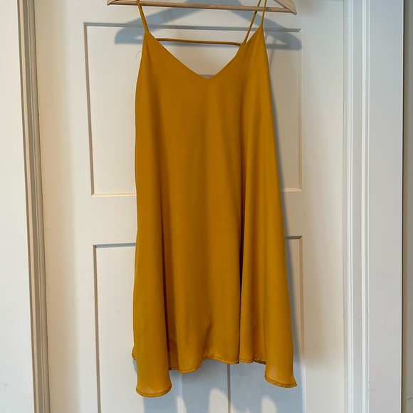 Slip dress (boutique) - Picture 1 of 2
